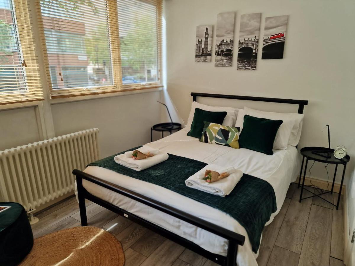 2 Bedrooms Flat In Great Location! Апартаменты *