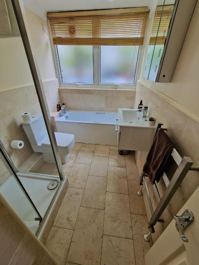 Apartamento 2 Bedrooms Flat In Great Location!